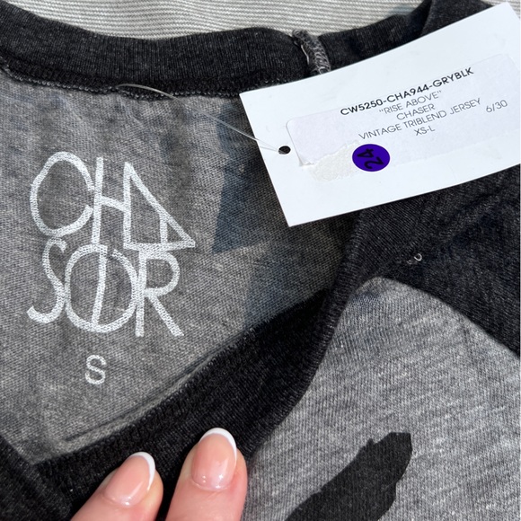 Chaser Rise Above Vintage Triblend Jersey in grey n black, size Small - Picture 6 of 6